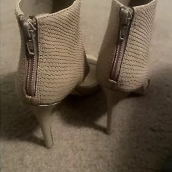 Gianni Bini Open Toe Pumps Nude Size 9 - Picture 6 of 8